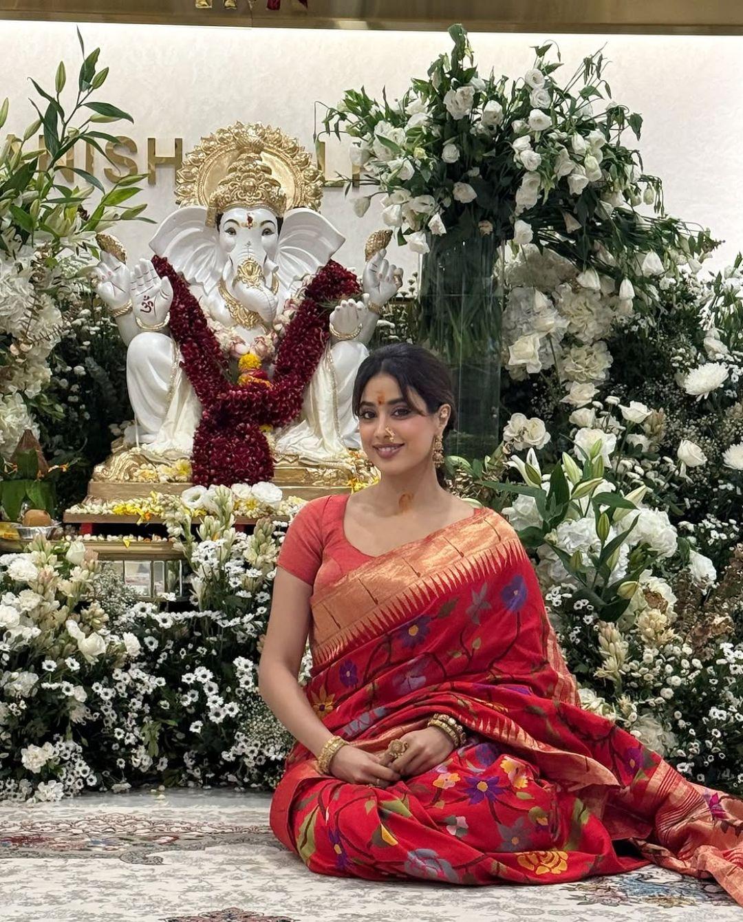 jhanvi kapoor - Photo Gallery