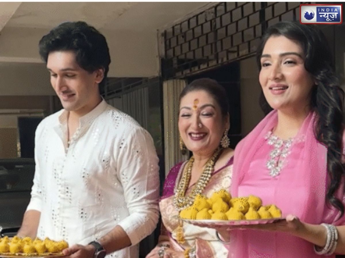 गोविंदा के बिना सुनीता ने घर में किया बप्पा का स्वागत, बेटा-बेटी संग मनाई खुशियां और बांटी मिठाई