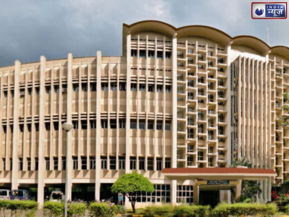 IIT बॉम्बे में साहिल की मौत के बाद बड़ा एक्शन, पुराने बयान पर माफी और प्रोफेसर पर गिरी गाज