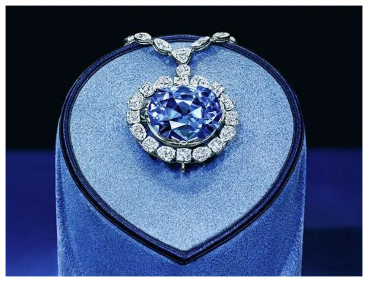 Hope Diamond – A Mysterious Blue Gem - Photo Gallery