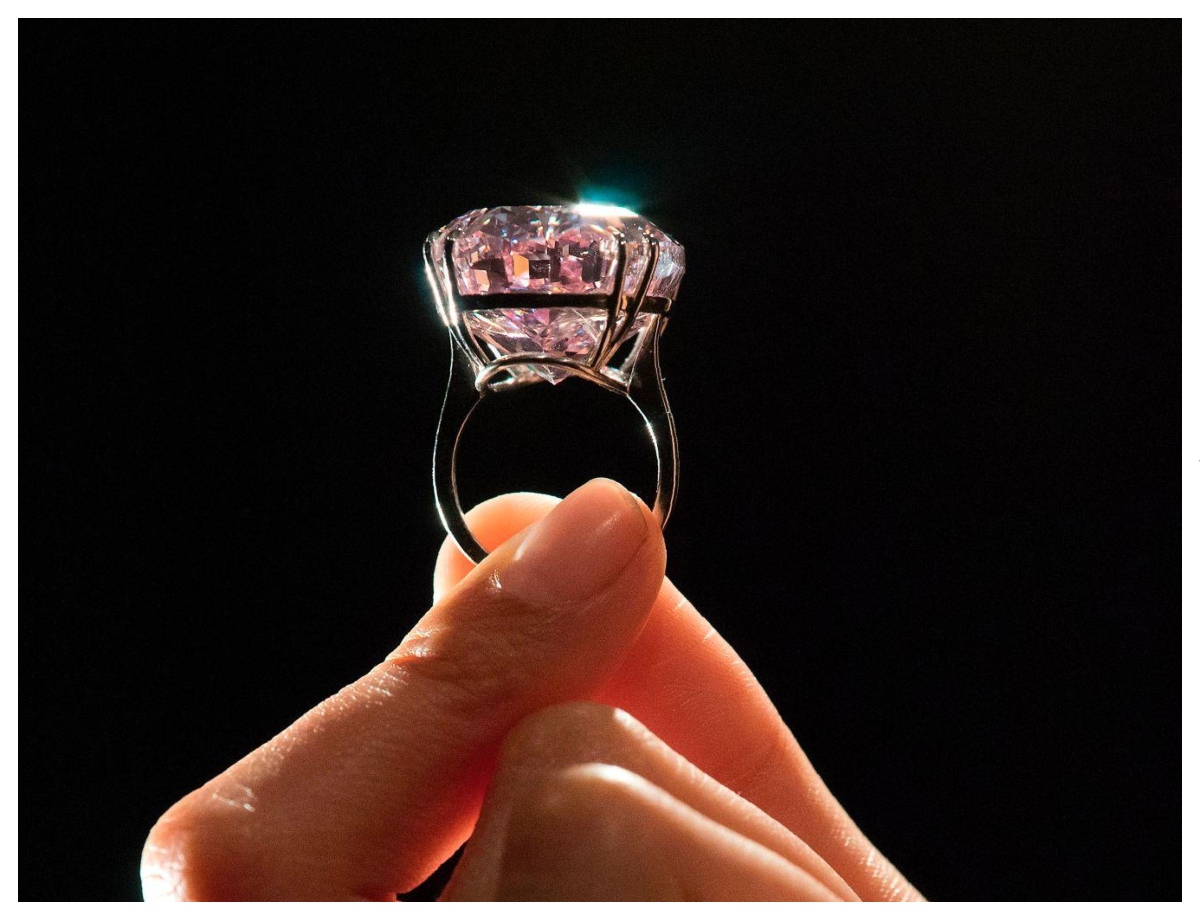 Shape, color and history – why is every diamond special? - Photo Gallery
