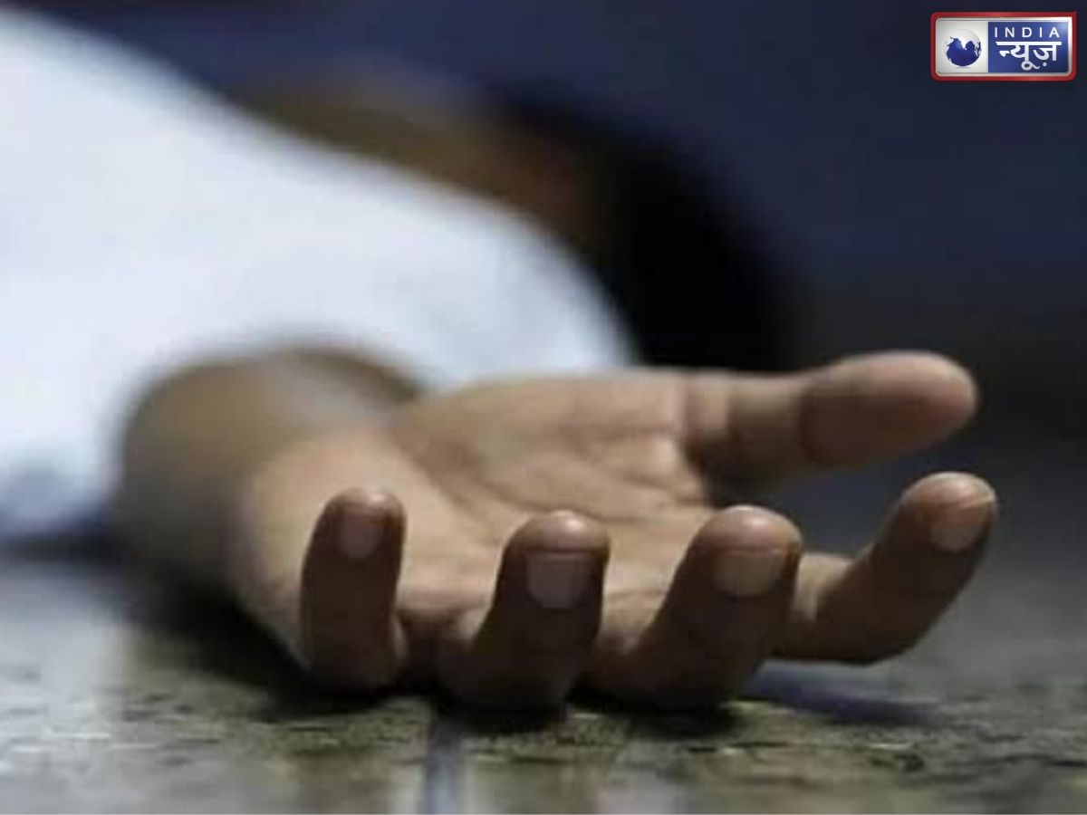चार घंटे की सजा के बाद चौथी मंजिल से छलांग, 11वीं की छात्रा की मौत, परिजनों ने लगाए गंभीर आरोप