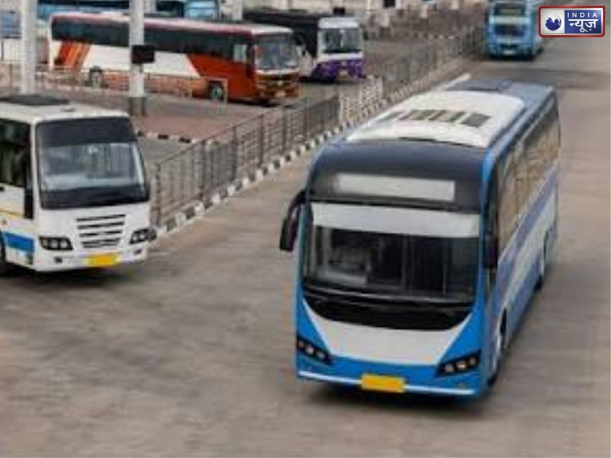 Delhi Bus Safety Rules: दिल्ली में बसों की सुरक्षा सख्त, पर्दे-ब्लैक फिल्म पर रोक, पैनिक बटन भी जरूरी, जानें नए नियम