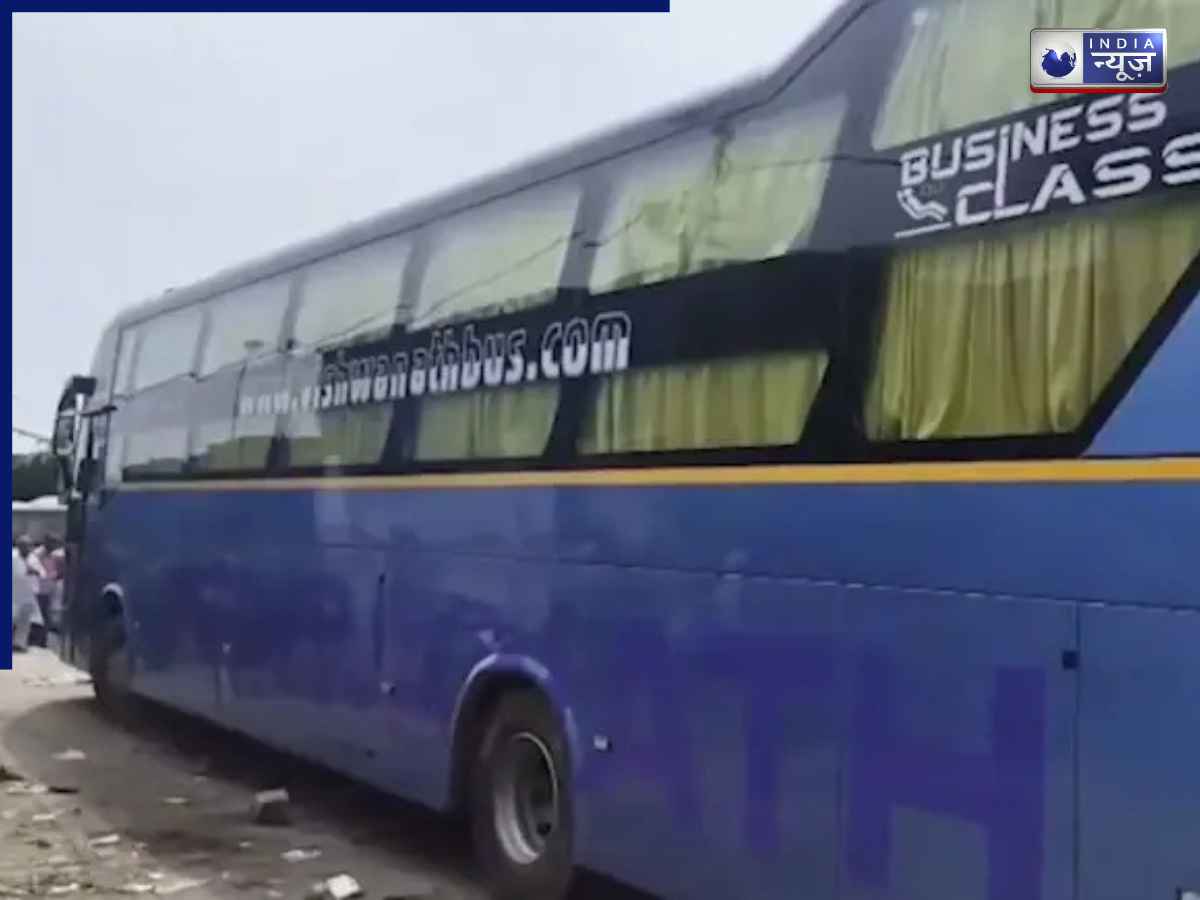 Noida Sleeper Bus Rape Case: 11 ट्रैफिक चालान, CCTV कैमरा बंद; खिड़कियों पर पर्दे; 398 पन्नों की चार्जशीट; दिल्ली स्लीपर बस कांड में बड़ा खुलासा