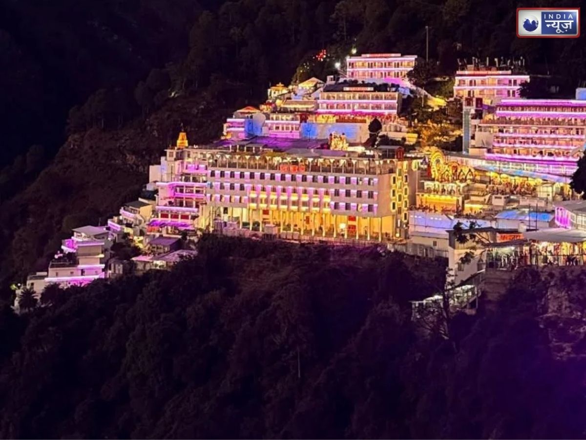 Vaishno Devi Yatra 2026: दिल्ली से वैष्णो देवी कैसे पहुंचें? नवरात्रि में यात्रा से पहले जानें ट्रेन, फ्लाइट और बस के विकल्प