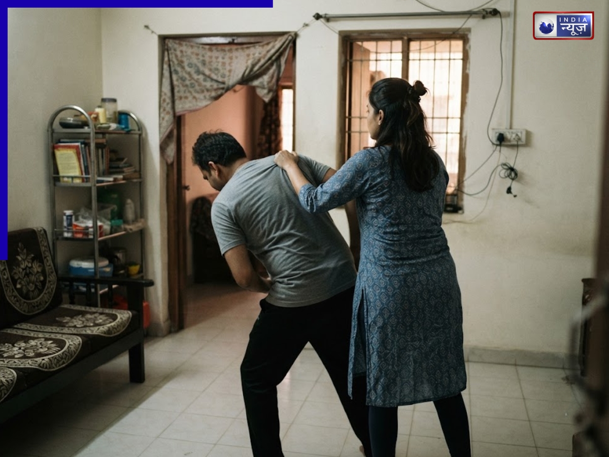 Agra: ‘मेरी पत्नी मुझे पीटती है’: दो पति पहुंचे आगरा पुलिस स्टेशन, अपनी पत्नियों से सुरक्षा करने की लगाई गुहार