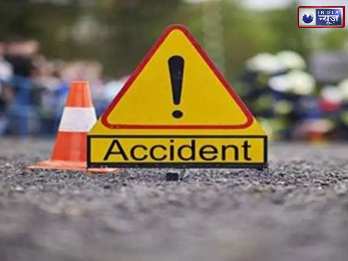 मातम में बदलीं खुशियां!दर्शन करके लौट रहे थे दोस्त, ट्रक से टकराई कार, 4 की मौत