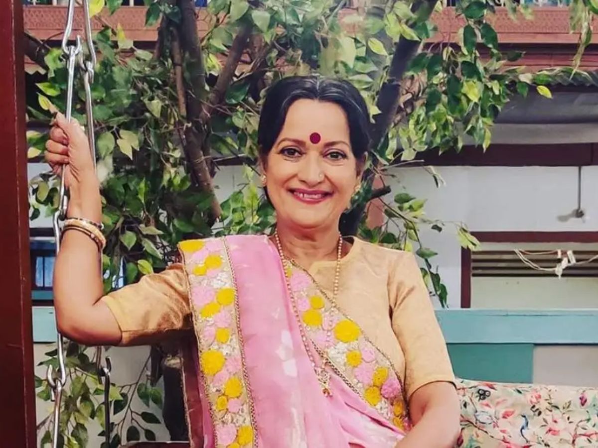 Shines once again as Katori Amma - Photo Gallery
