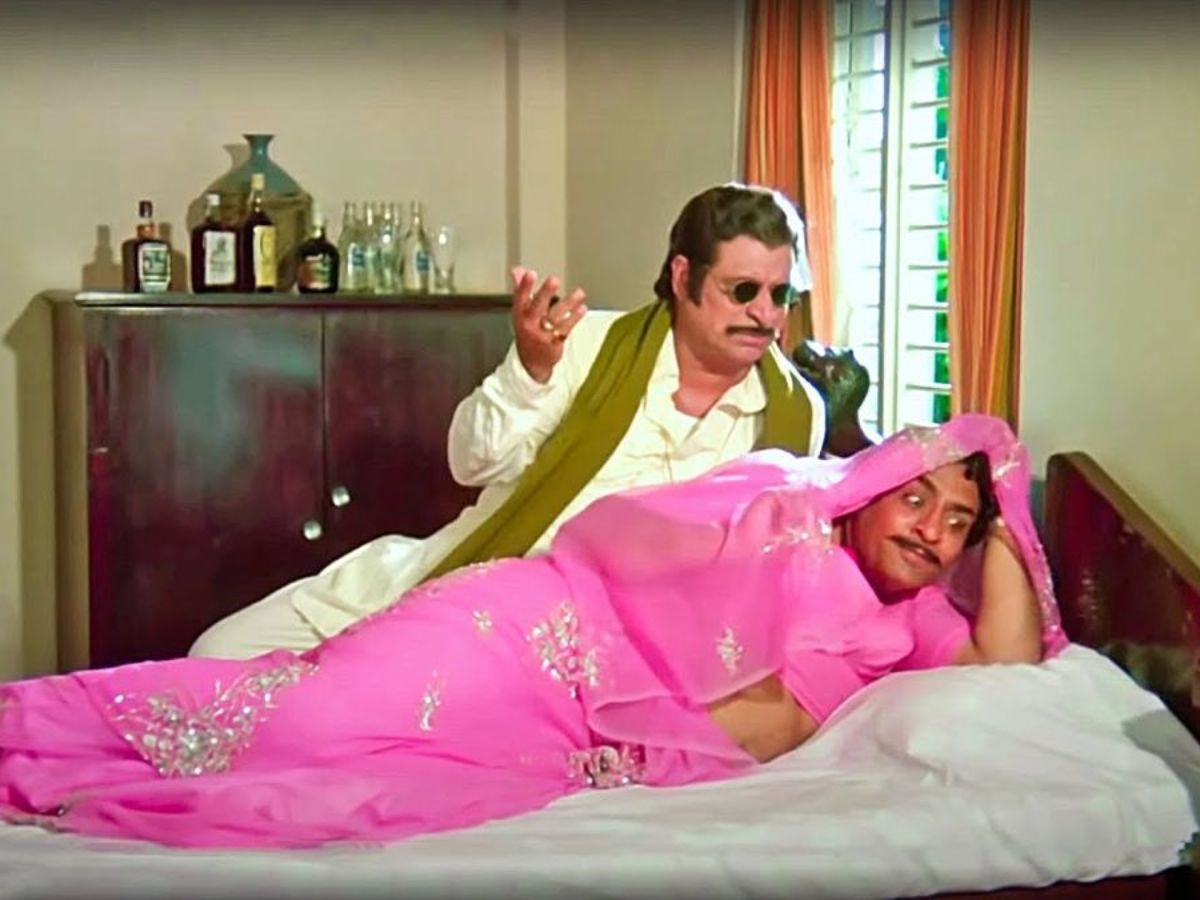 Manmohan Desai had given a special gift - Photo Gallery
