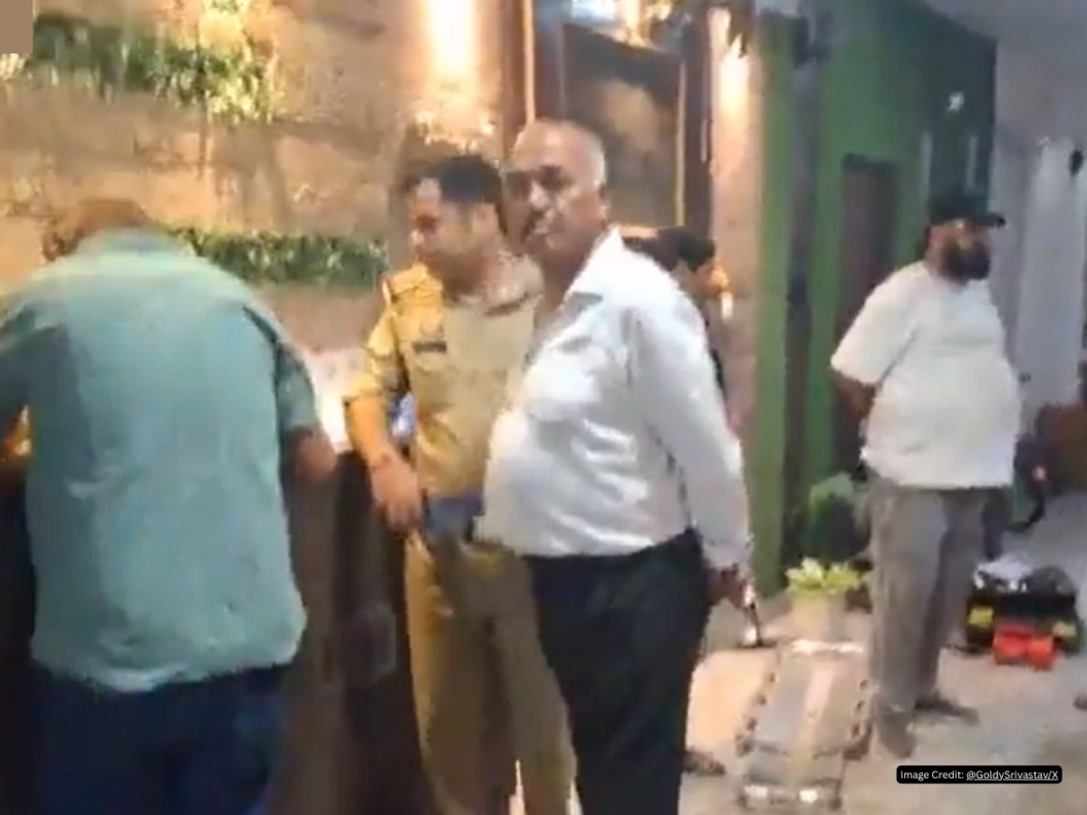 Lucknow News: ‘हेलो, पुलिस? मैंने मां का मर्डर…’, मां की हत्या के बाद 17 वर्षीय नाबालिग ने पुलिस को किया फोन, जानें पूरा मामला
