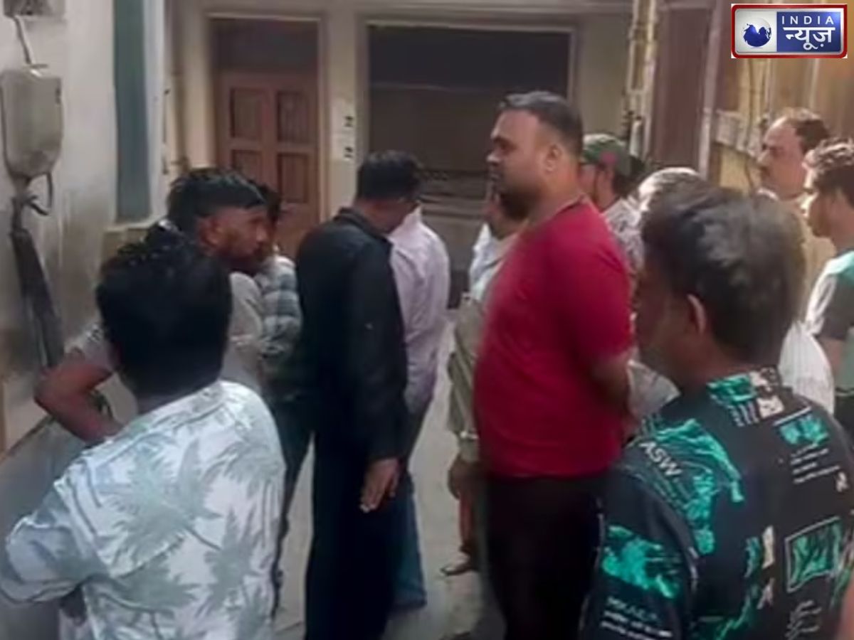 Murder of elderly woman in Mathura: मथुरा में 85 वर्षीय बुजुर्ग महिला की घर में घुसकर हत्या, सिर पर भारी वस्तु से किया हमला