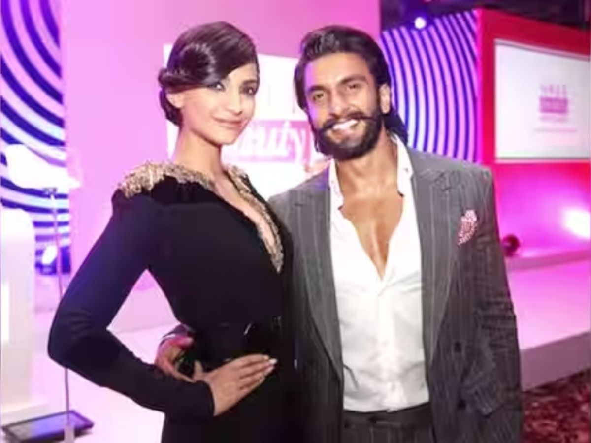 ranveer singh and sonam kapoor - Photo Gallery