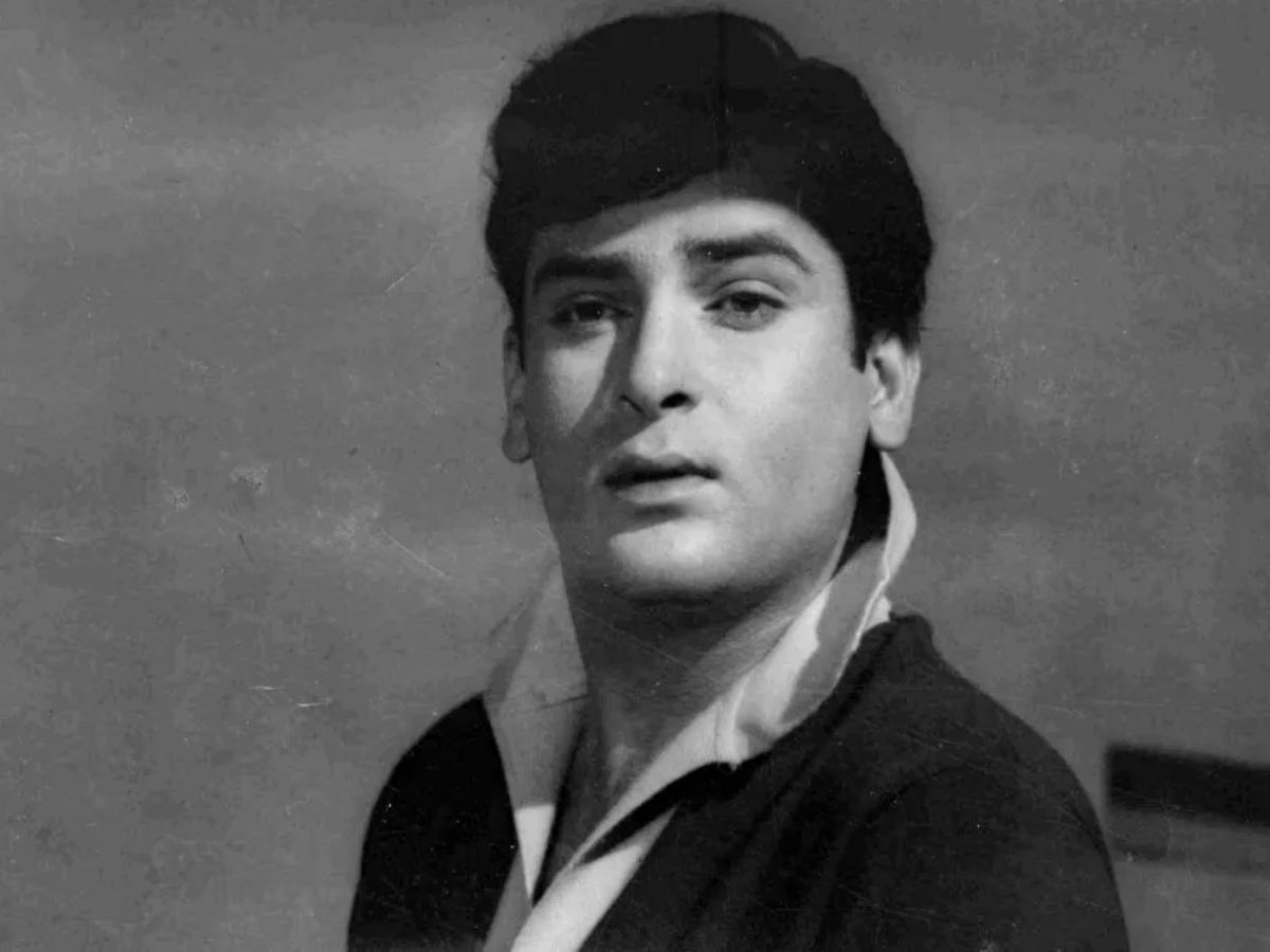 Shammi Kapoor Flop Films - Photo Gallery