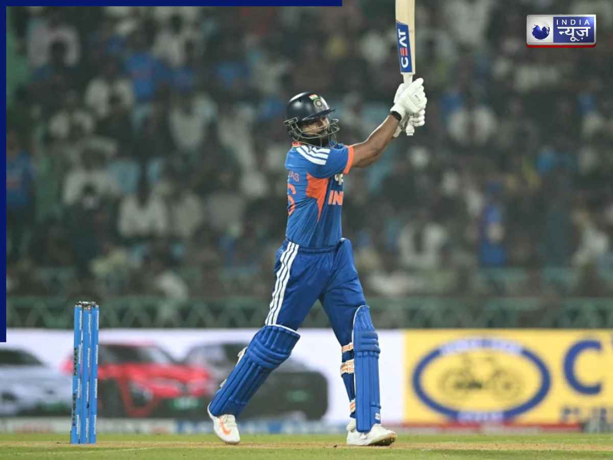 IND vs WI: 43 गेंदों में श्रेयस अय्यर का तूफानी शतक, कप्तान ने एक साथ तोड़े 4 बड़े रिकॉर्ड, देख गंभीर भी दंग