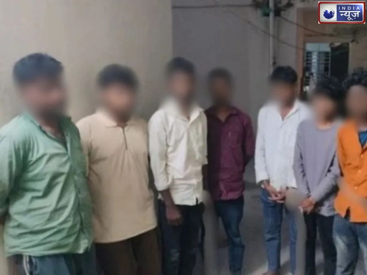Bihar gang rape case: बिहार में दुर्गा पूजा के दर्शन करने जा रही महिला से सामूहिक दुष्कर्म का आरोप, 8 आरोपी गिरफ्तार